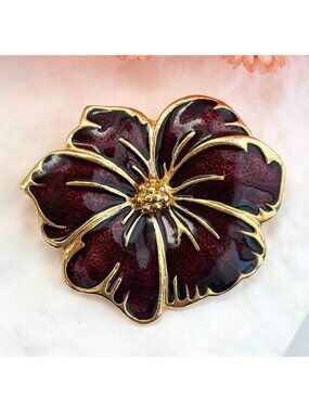 Hibiscus Flower Purple Enameled GOld Toned Vintage Costume Brooch | Lapel Pin
